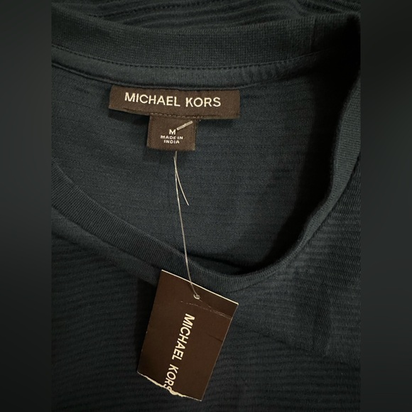 NWT MICHAEL KORS STRIPED MIDNIGHT BLUE SZ M SOFT LIGHTWEIGHT CREW SWEATER MENS - Picture 4 of 6